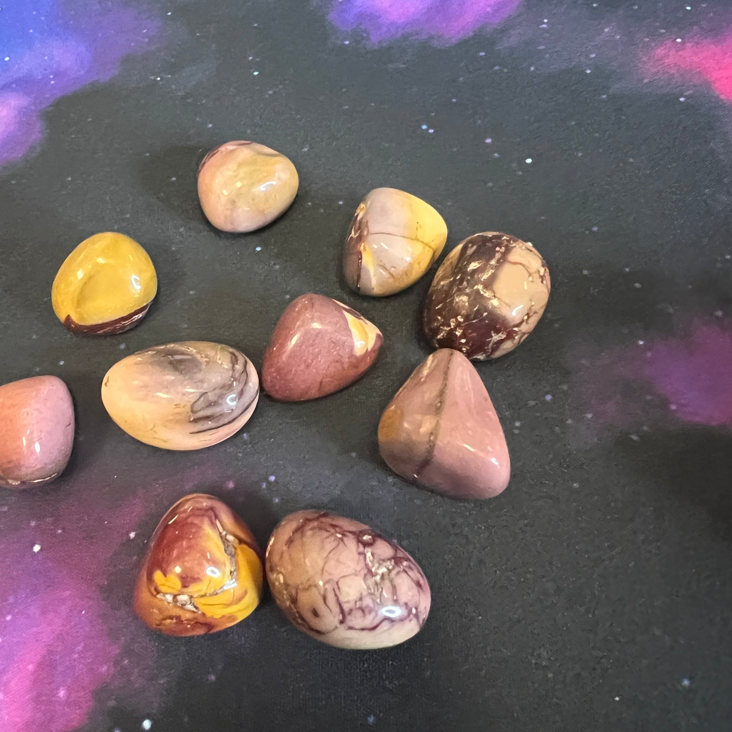 Mooakite Tumbles Stone Set