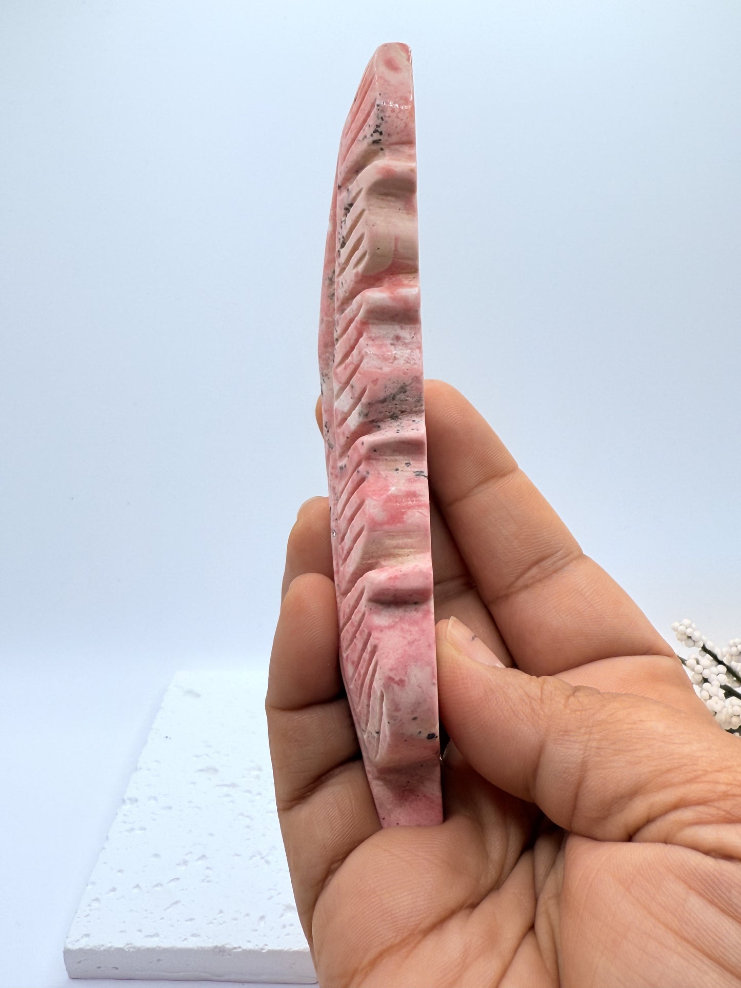 High Quality Peru Rhodonite Feather Carving