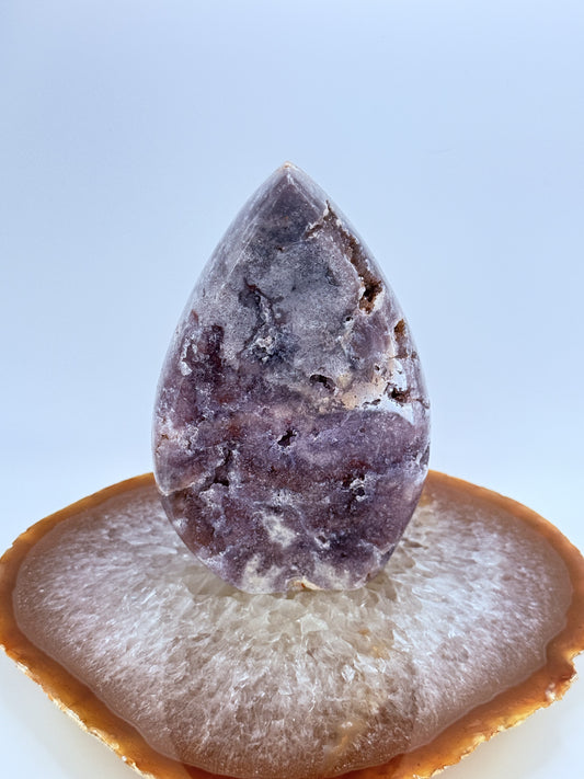 Pink Amethyst Flame Carving | Soothing Crystal for Love, Healing & Emotional Balance