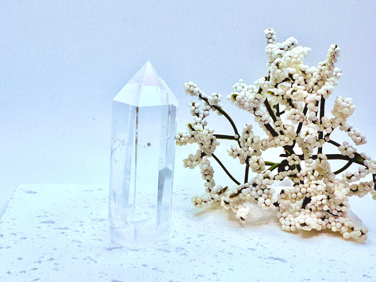 High Quality Clear Quartz Small Tower