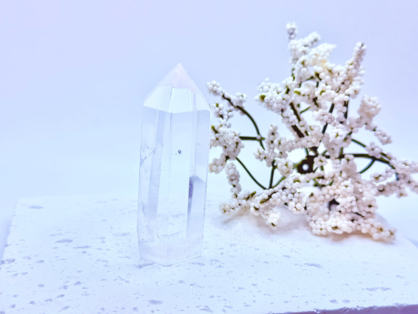 High Quality Clear Quartz Small Tower