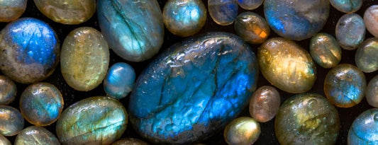 Labradorite: The Stone of Luminous Transformation - Auralis Crystals