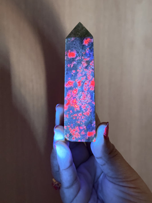 Ruby in Fuchsite Obelisk – UV Reactive Crystal Tower | Handpicked Natural Corundum in Green Fuchsite