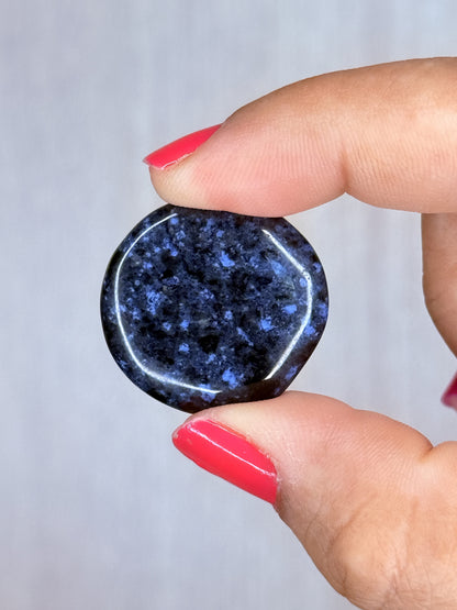 Dumortierite Flatstone – Polished Blue Aluminum Borosilicate Palm Stone | Handpicked Focus & Patience Crystal