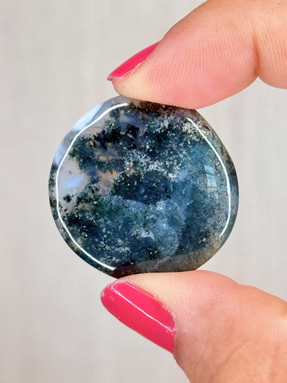 Moss Agate Flatstone – Forest Energy Palm Stone | Handpicked Earth Harmony Crystal