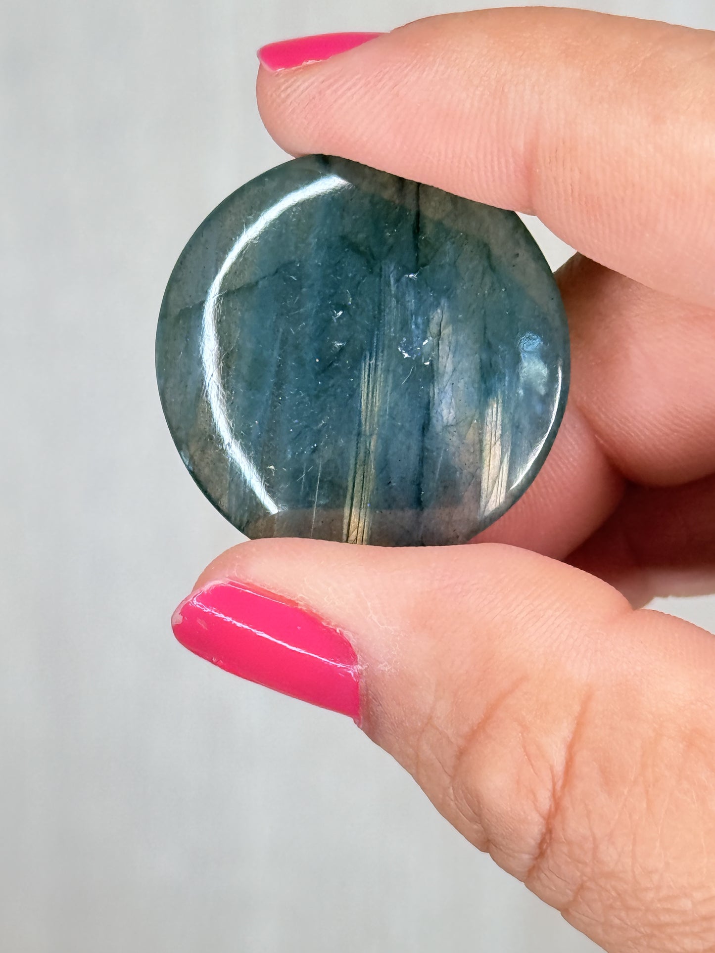 Labradorite Flatstone – Luminous Flash Palm Stone | Handpicked Protection & Intuition Crystal - Auralis Crystals