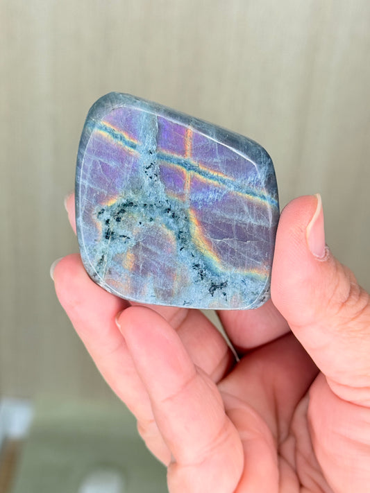 Flashy Labradorite Freeforms – Iridescent Crystal Decor & Healing Stone