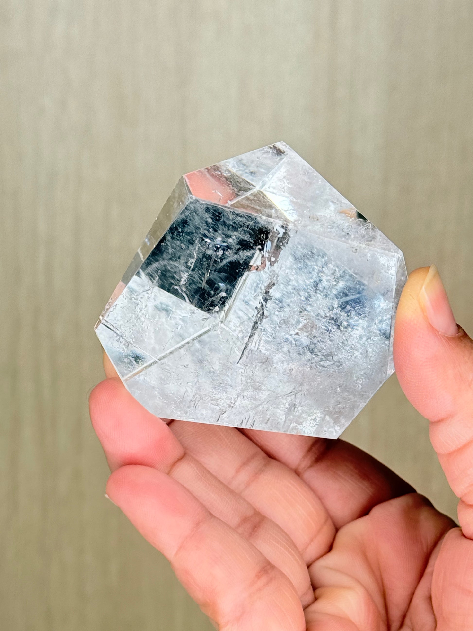 High-Quality Clear Quartz Freeforms – Mystical Crystal for Amplification & Clarity - Auralis Crystals