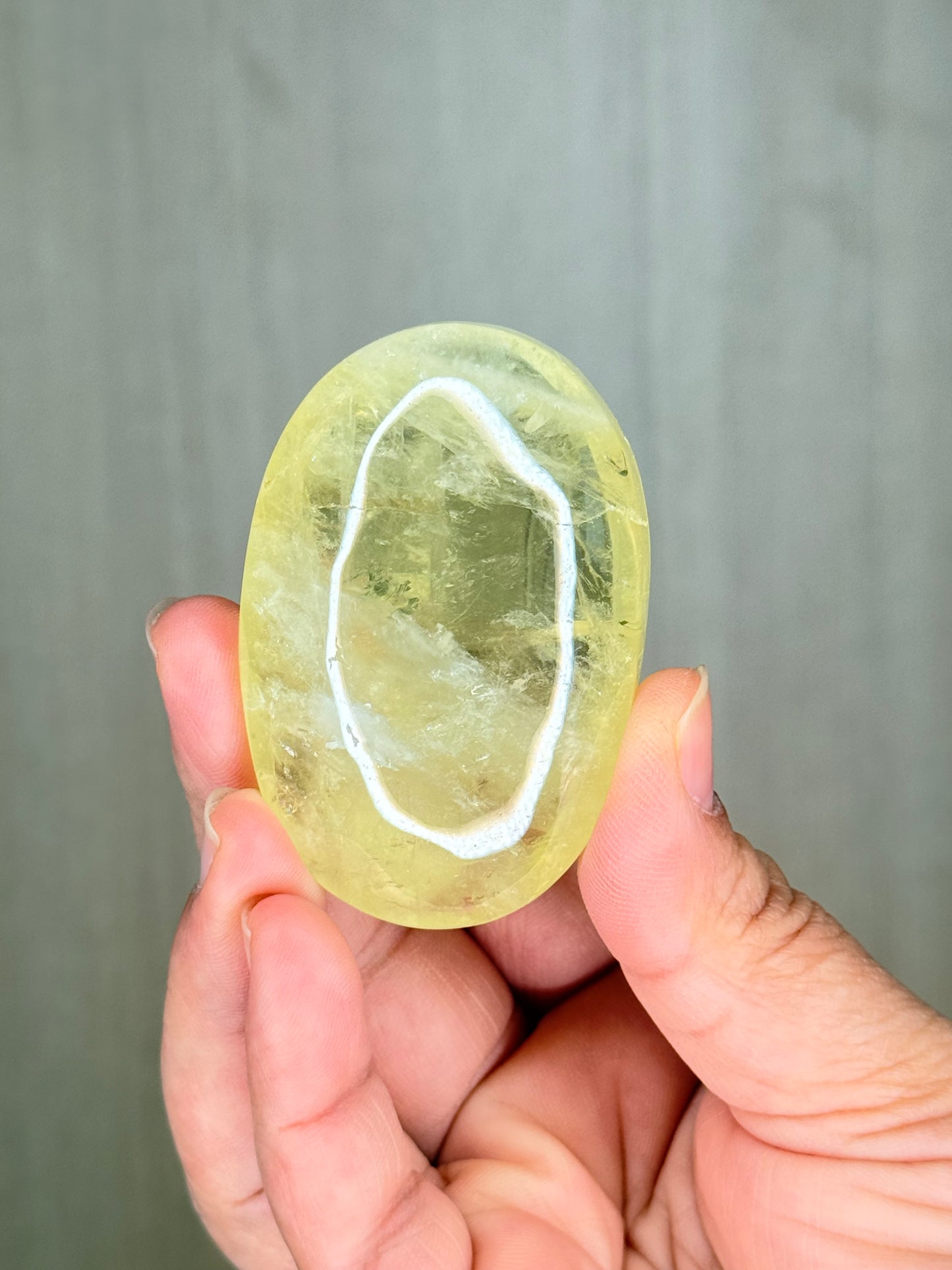 High-Quality Citrine Palmstone – Mystical Crystal for Abundance & Vitality