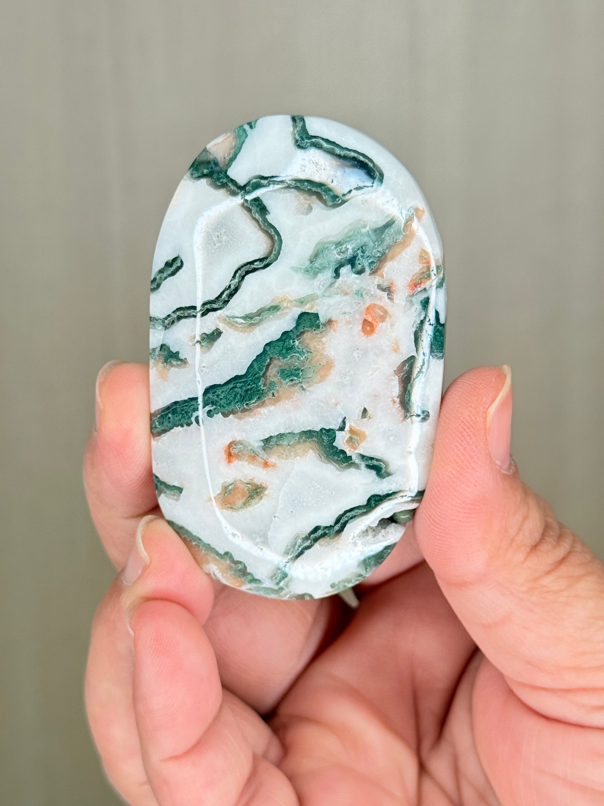 Moss Agate Palmstone – Mystical Crystal for Grounding & Growth - Auralis Crystals