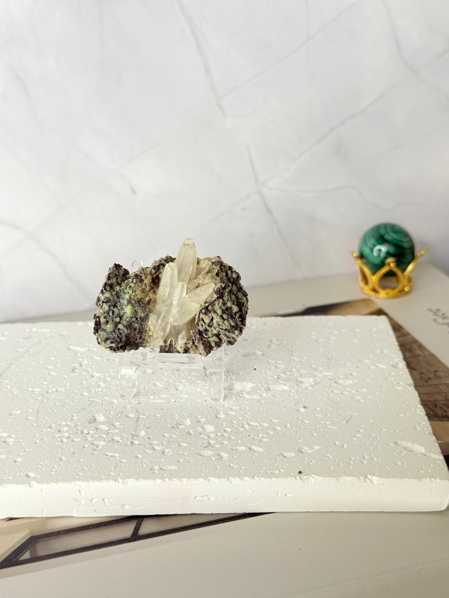 Forest Green Chalcedony with Dogtooth Calcite Raw Specimen (Jalgaon Mine, Maharashtra, India)