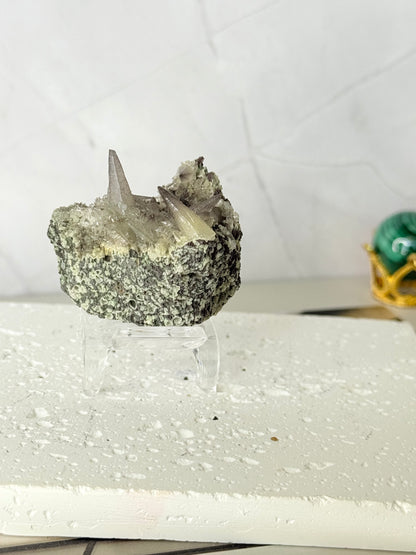 Forest Green Chalcedony with Dogtooth Calcite Raw Specimen (Jalgaon Mine, Maharashtra, India)