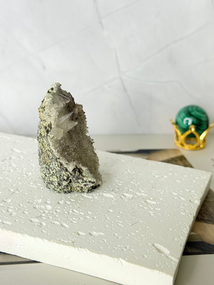 Forest Green Chalcedony with Dogtooth Calcite Raw Specimen (Jalgaon Mine, Maharashtra, India)