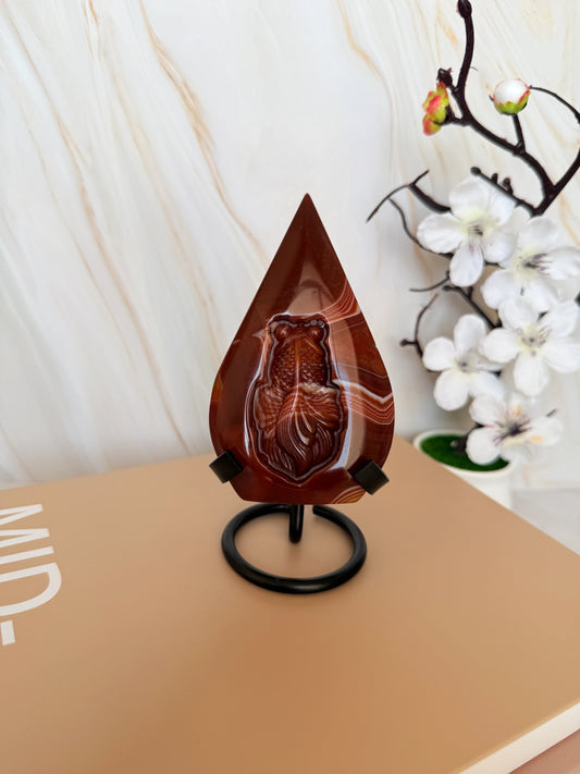 Carnelian Goldfish Carving | Banded Teardrop Flame | Polished | 10.5cm | China