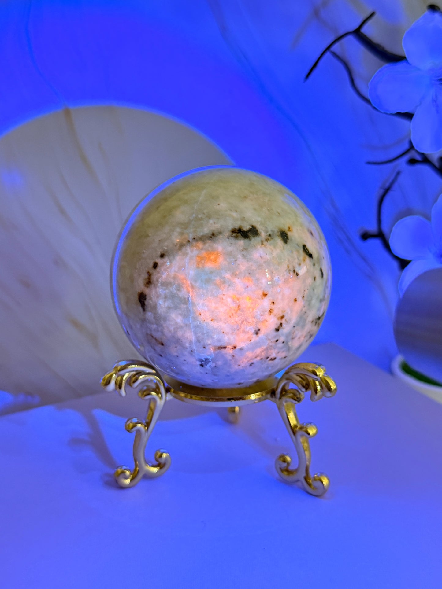 Hackmanite Sphere | UV Reactive | Tenebrescent | Polished | 6cm | Canada