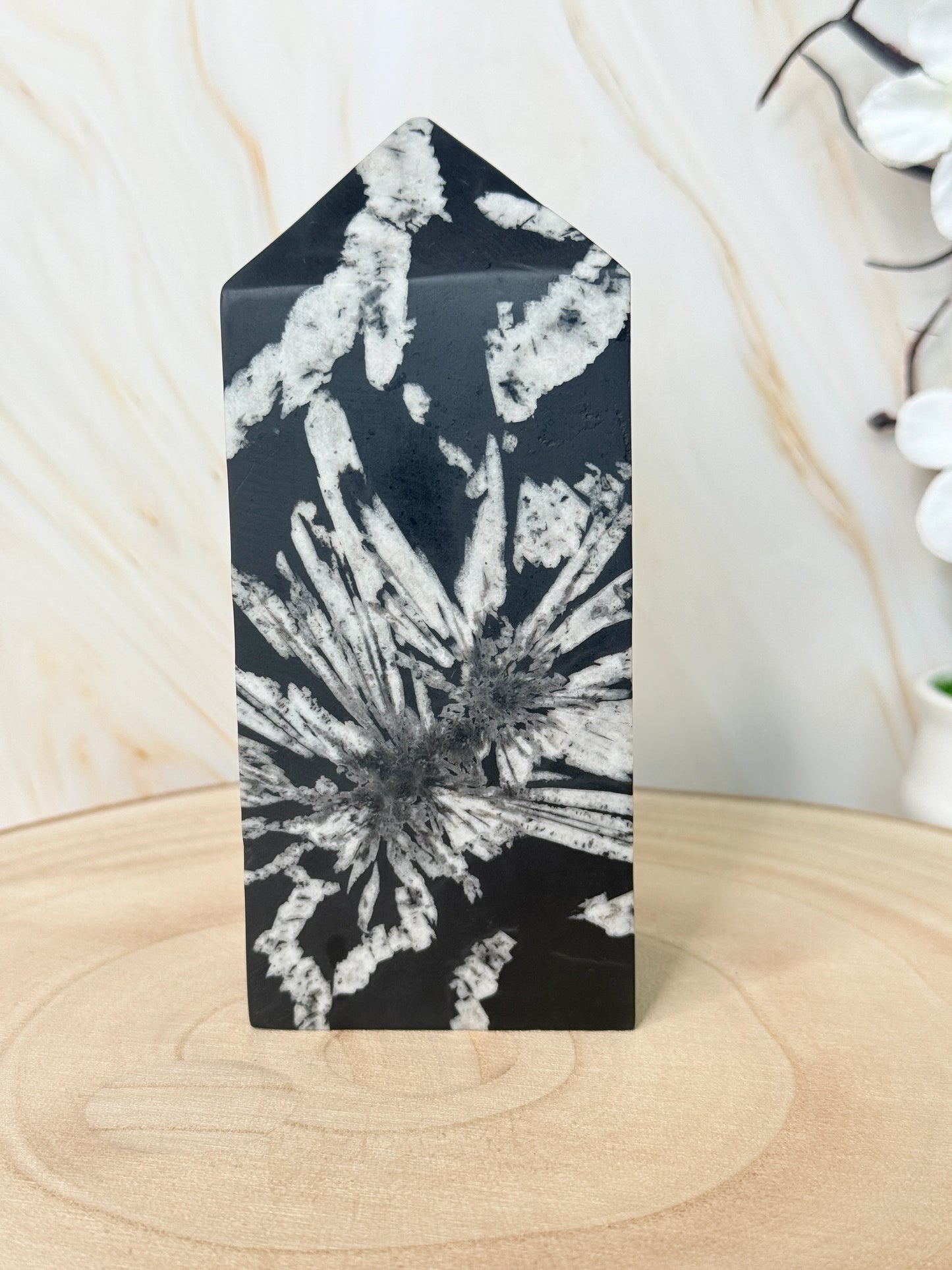 Chrysanthemum Stone Crystal Tower | Floral Pattern | Growth & Renewal