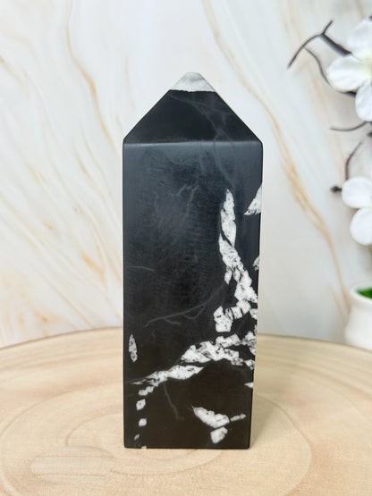 Chrysanthemum Stone Crystal Tower | Floral Pattern | Growth & Renewal