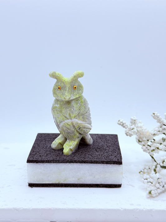 Jasper Owl on Book Carving