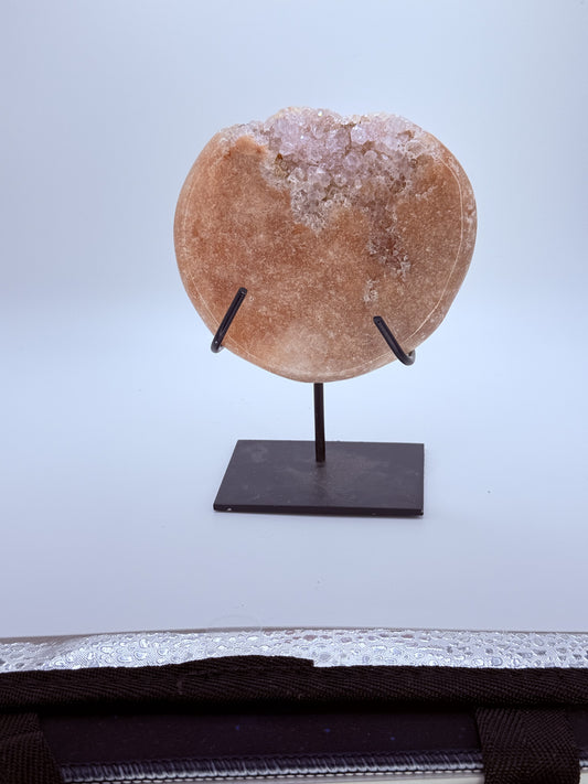 Pink Amethyst Disc on Stand – Round Druzy Crystal Display for Love, Calm & Harmony | Handpicked Natural Pink Amethyst with Sparkling Druzy Pocket